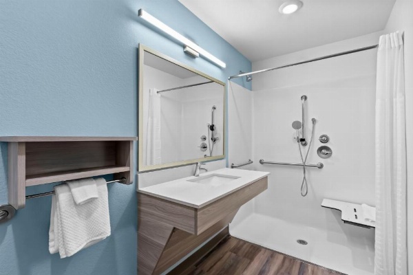 WoodSpring Suites Gilbert - Mesa Gateway Airport image 11