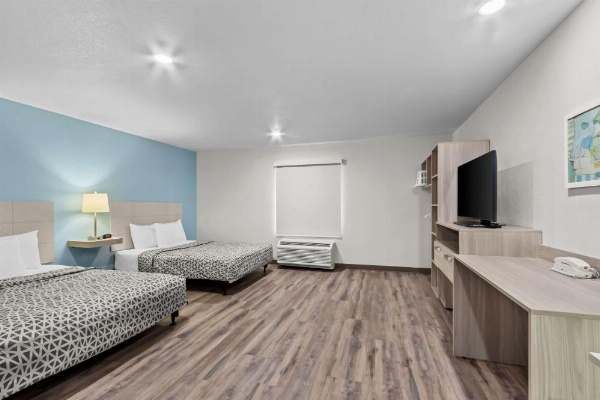 WoodSpring Suites Gilbert - Mesa Gateway Airport image 20